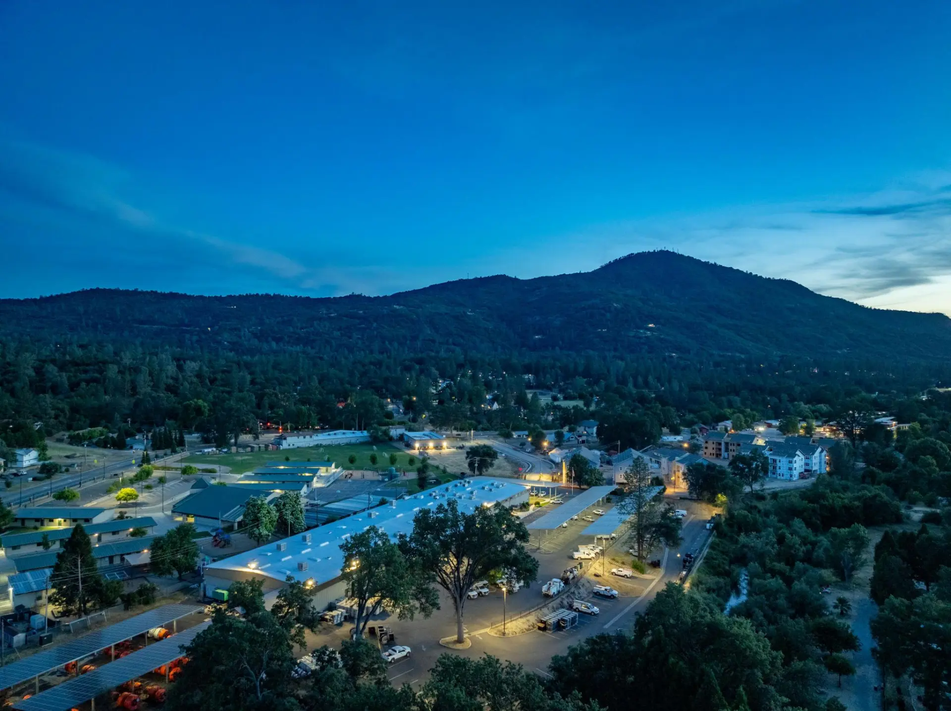 Scenic view of Oakhurst, California